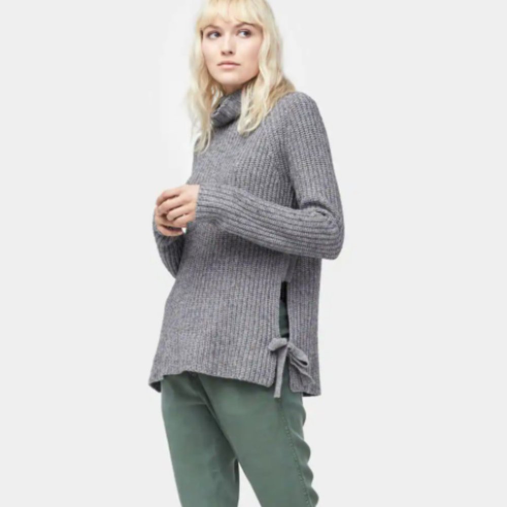UGG  Ceanne Turtleneck Sweater Heather Gray Knit